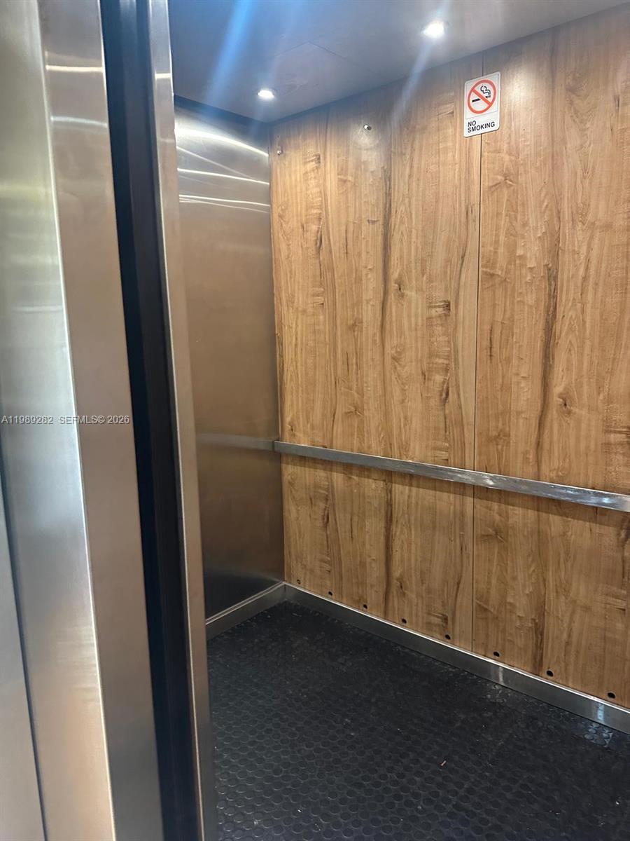 CONDO 1 OF SABAL PALM CON - Residential Lease