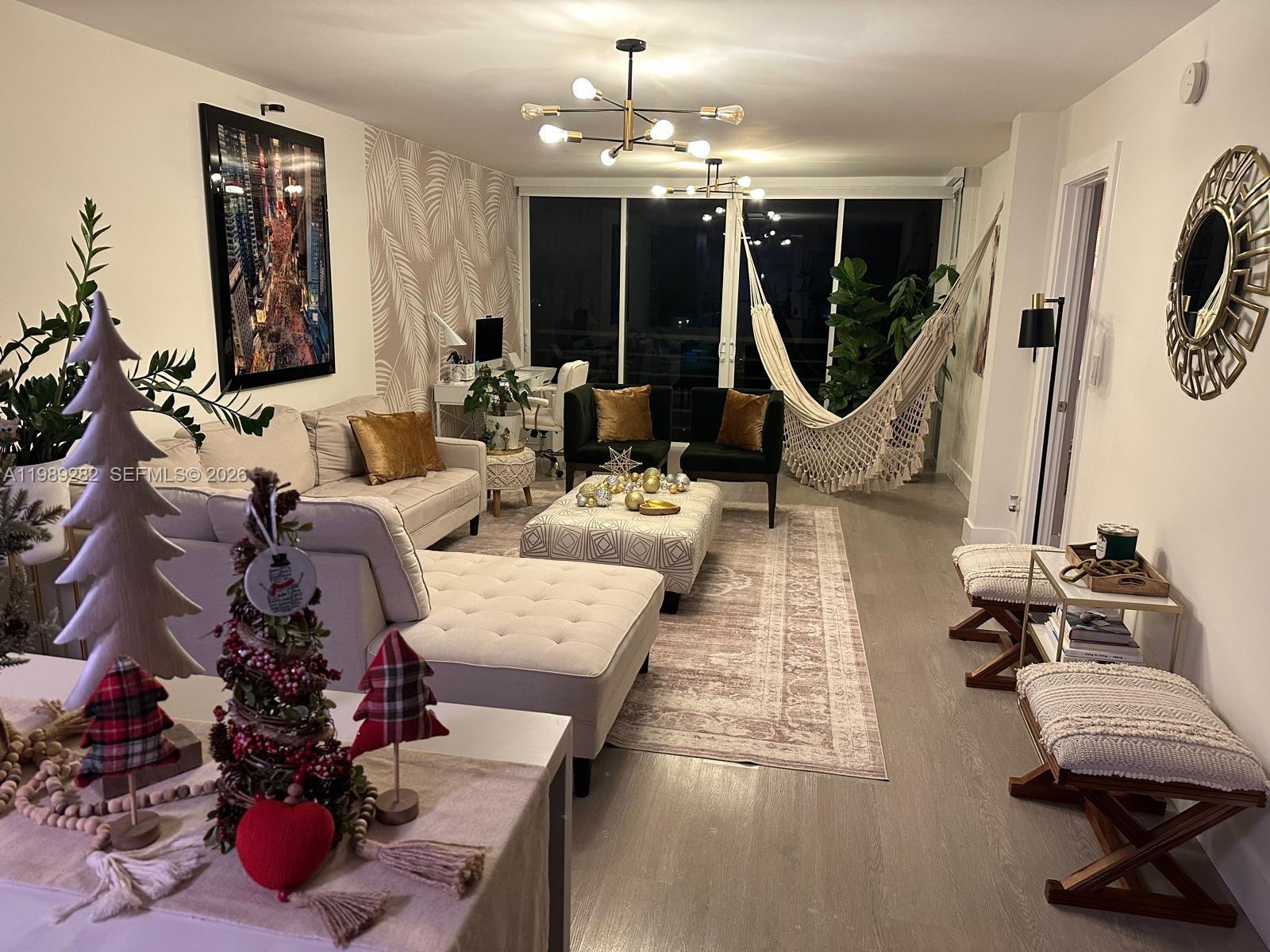 CONDO 1 OF SABAL PALM CON - Residential Lease