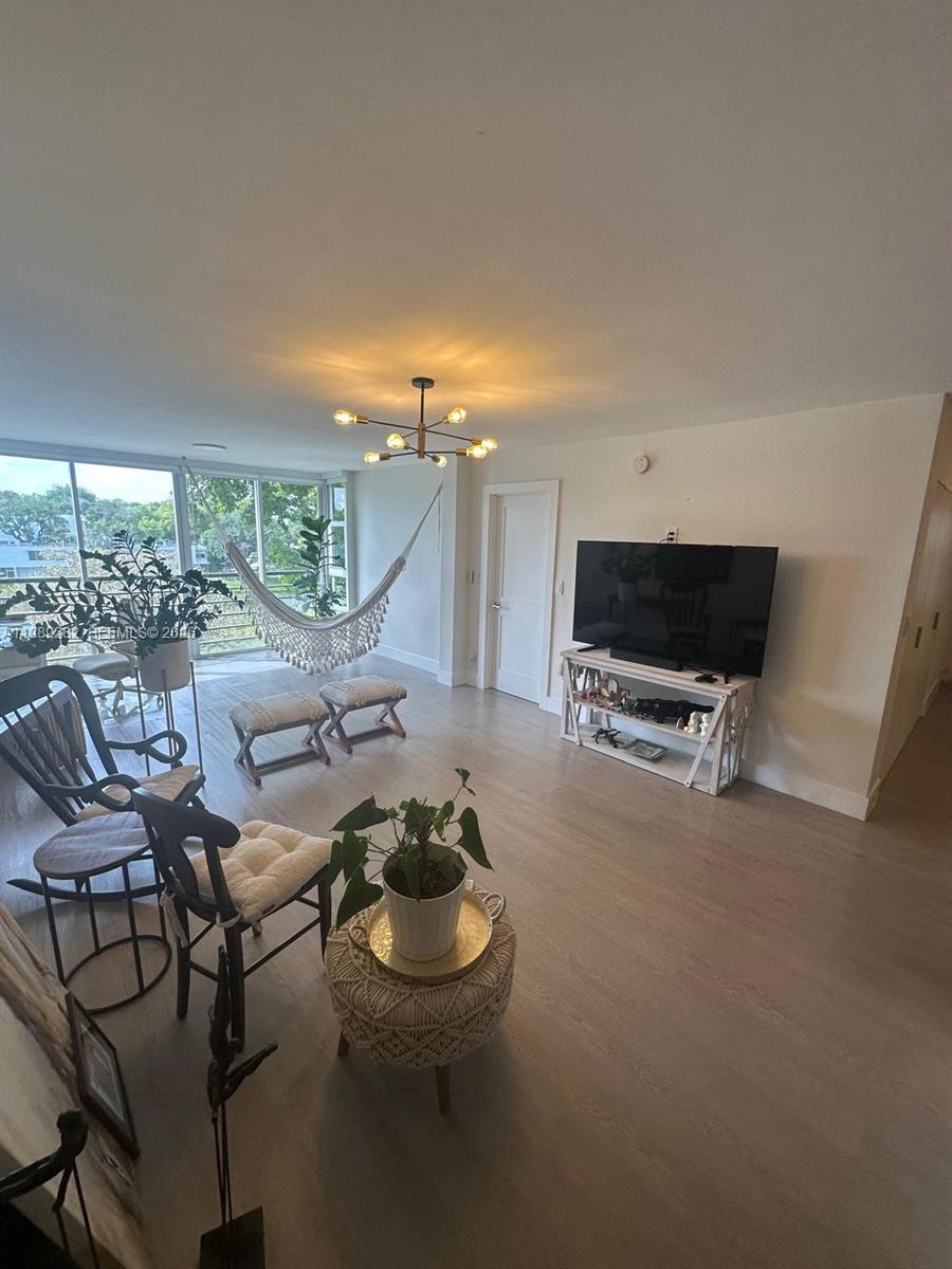 CONDO 1 OF SABAL PALM CON - Residential Lease