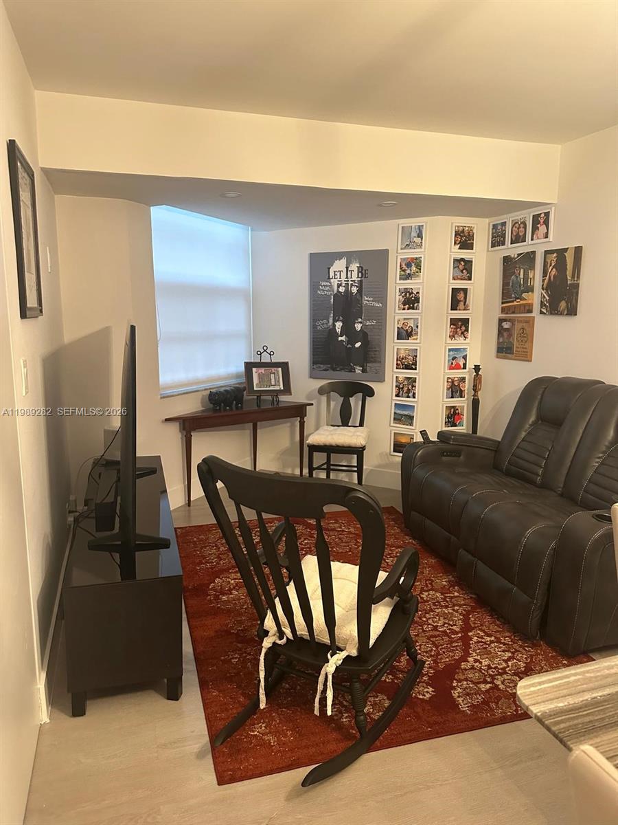 CONDO 1 OF SABAL PALM CON - Residential Lease