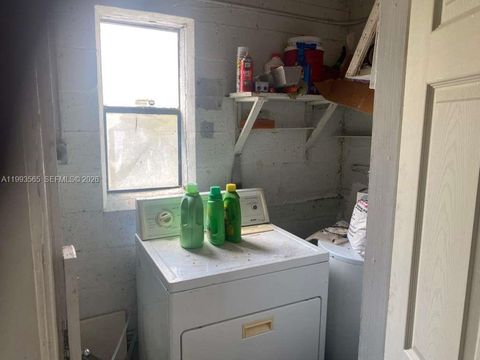Tiny photo for 712 57th St, West Palm Beach, FL 33407 (MLS # A11993565)
