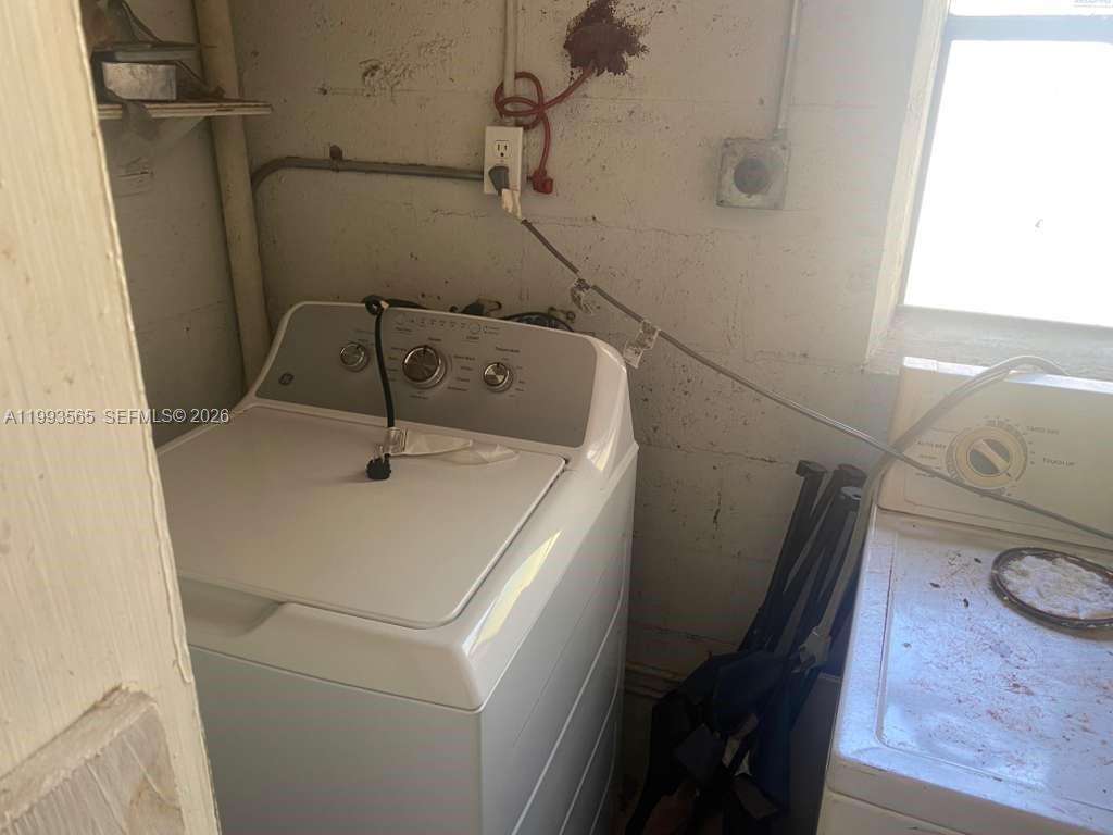 NORTH PALM BCH 4 - Residential