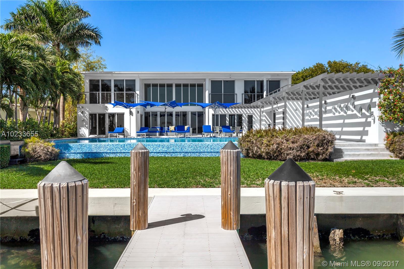 BAY LURE - Residential