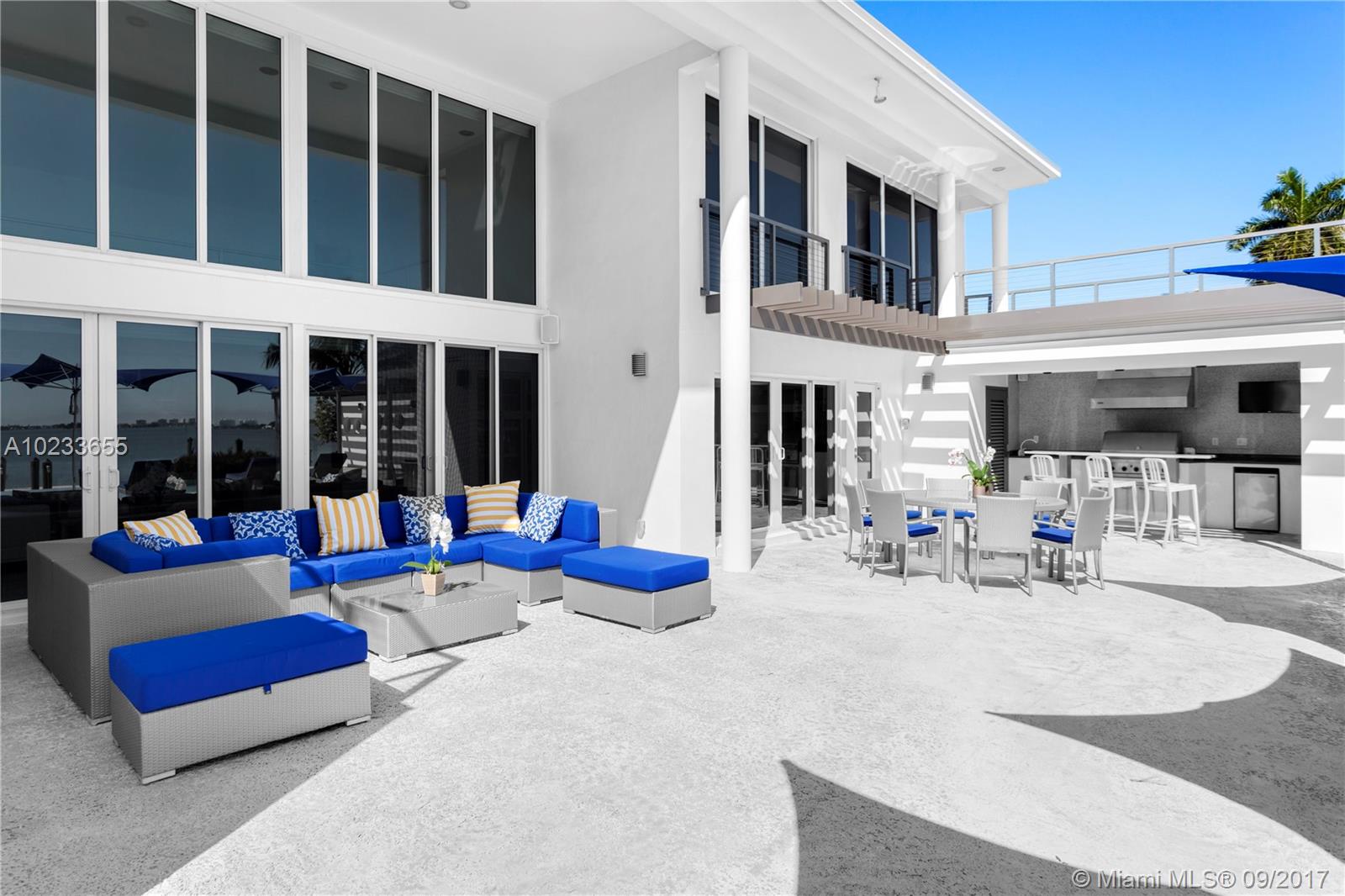 BAY LURE - Residential