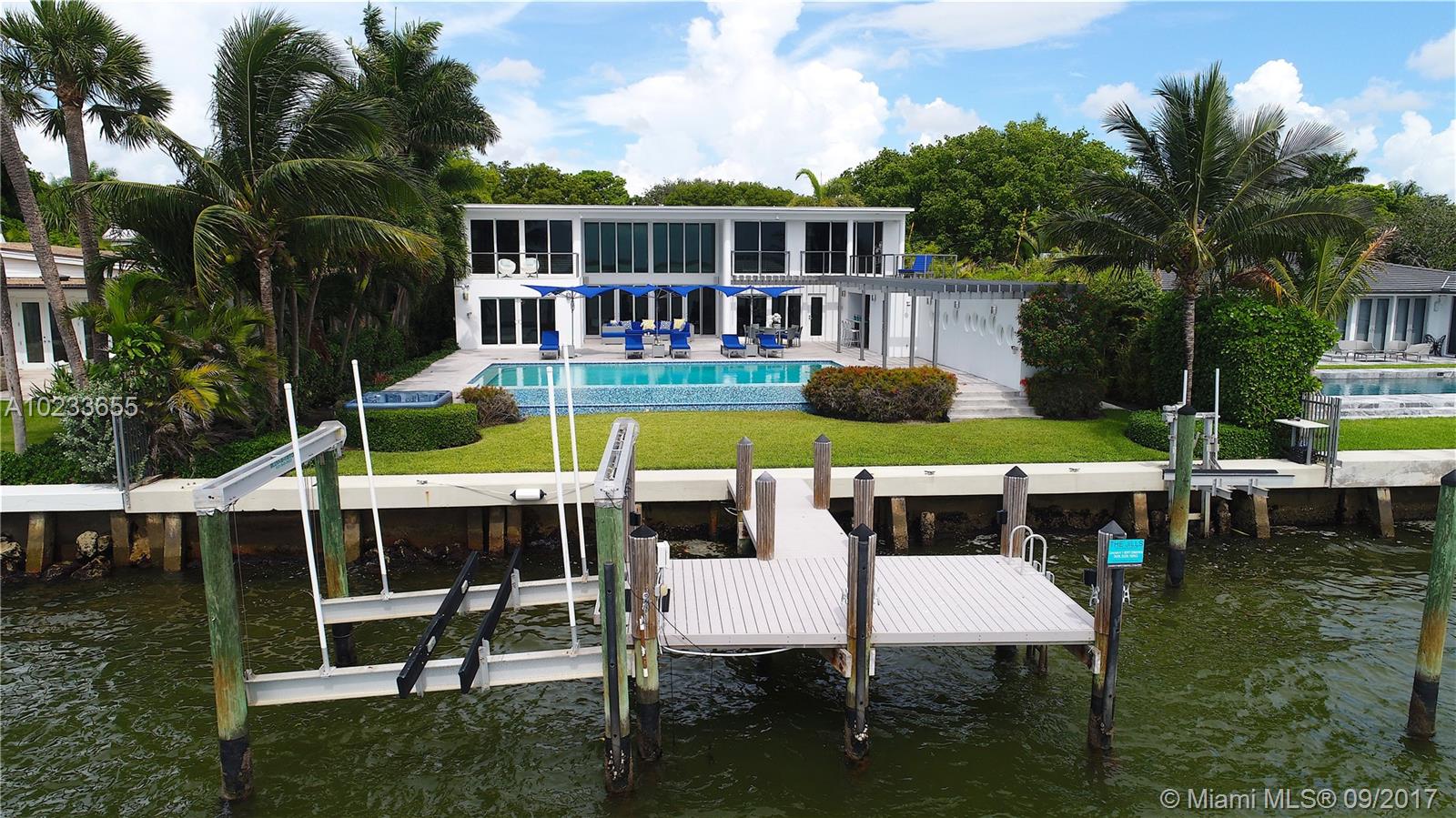 BAY LURE - Residential