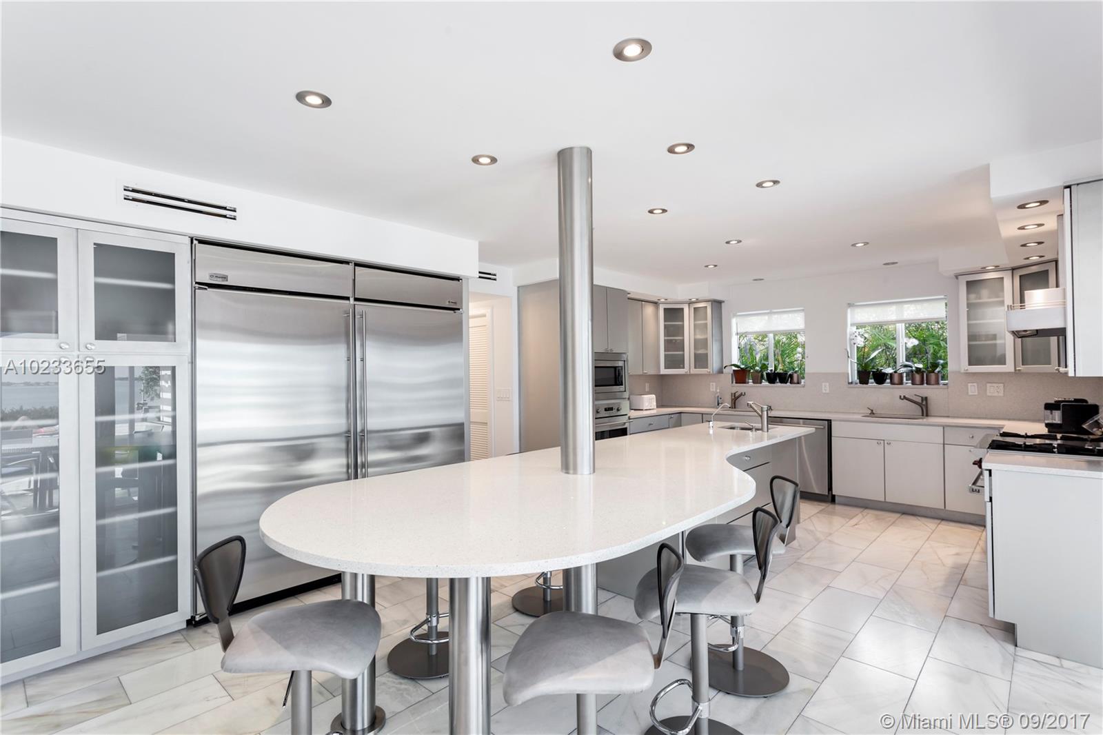 BAY LURE - Residential