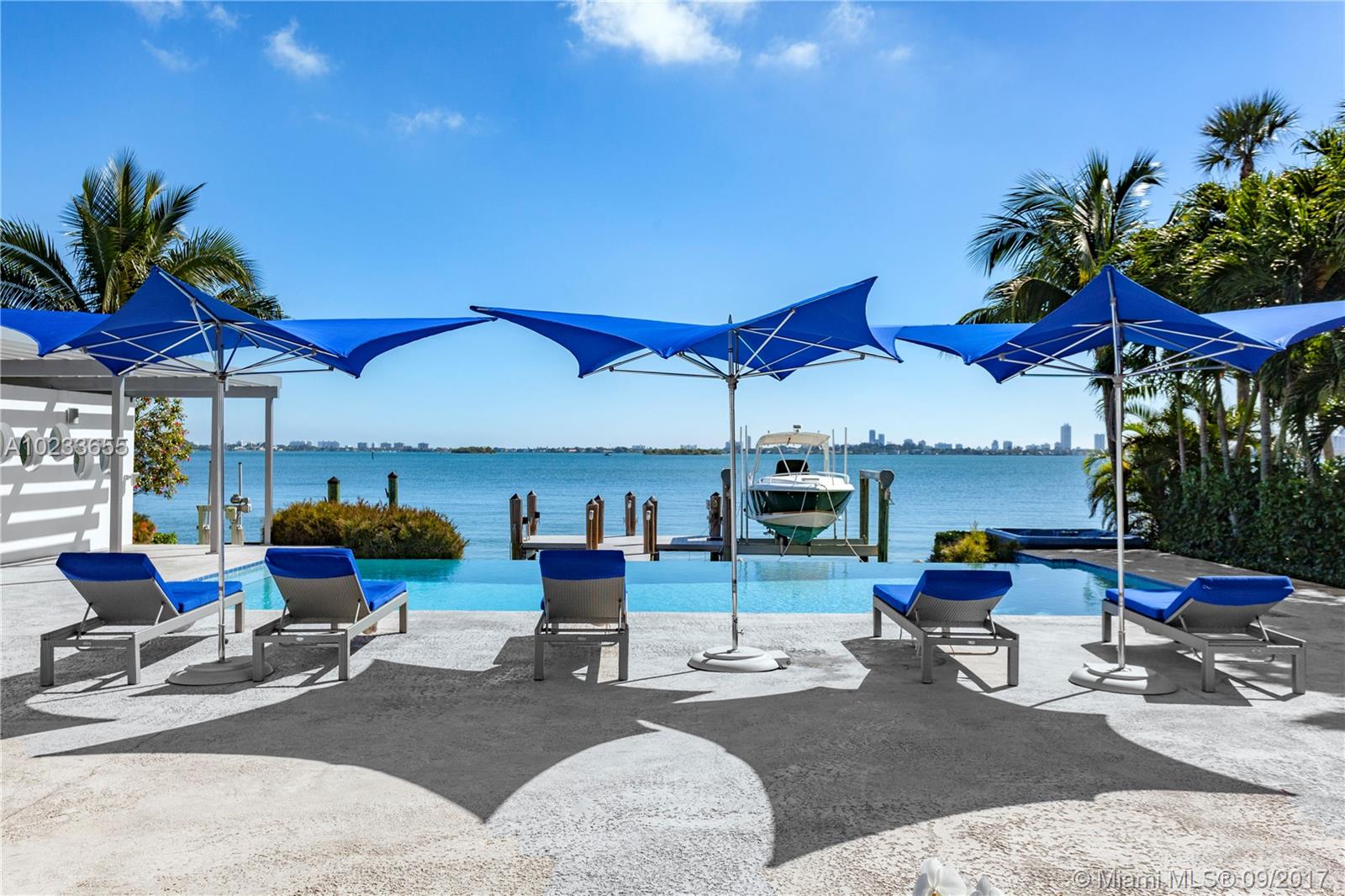 BAY LURE - Residential