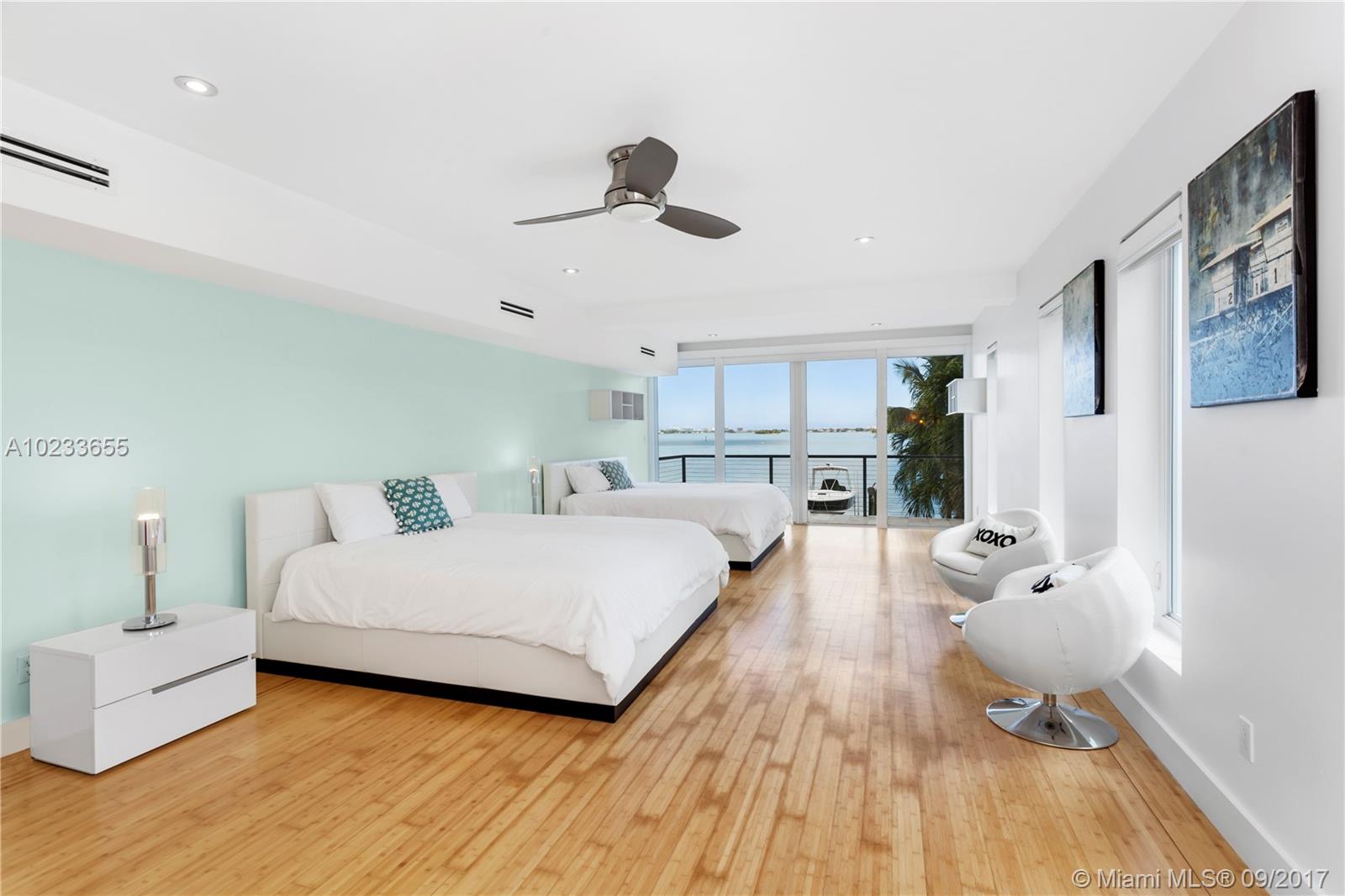 BAY LURE - Residential