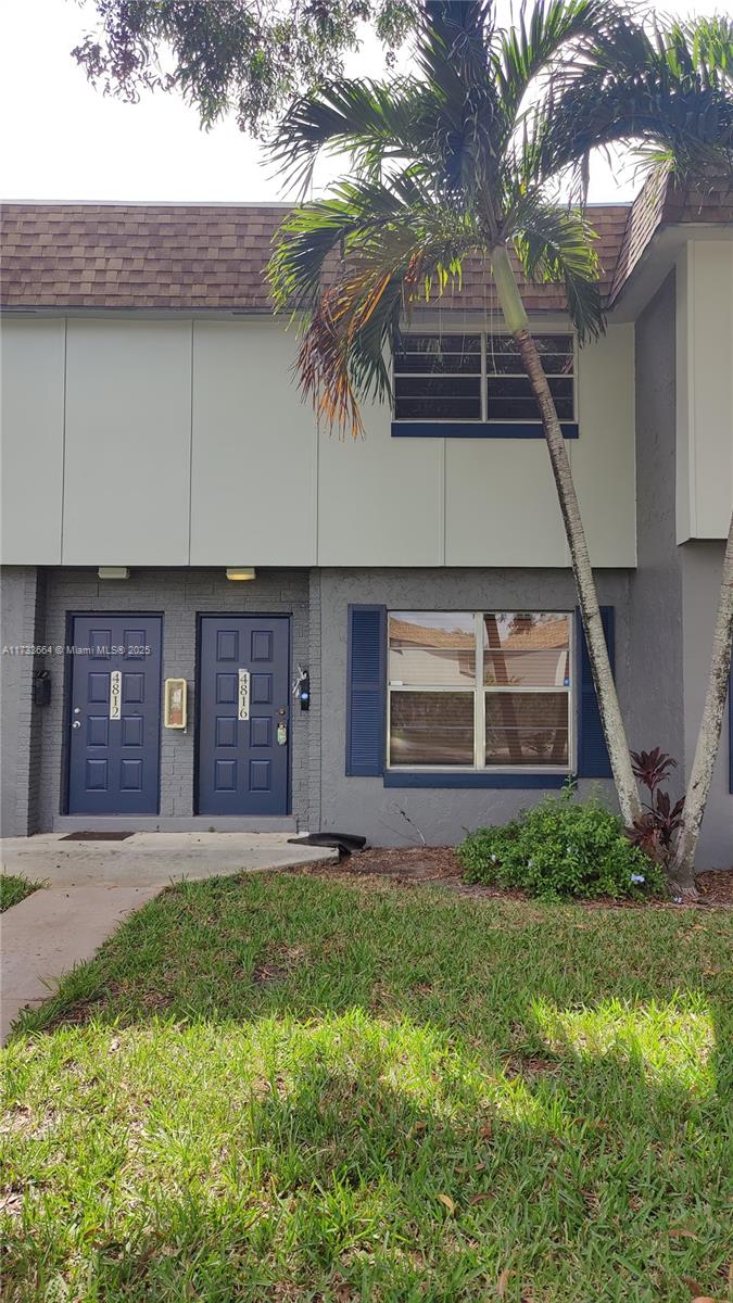 4816 Nw 9th Dr 4816, Plantation, Miami-Dade County, Florida - 2 Bedrooms  
2 Bathrooms - 