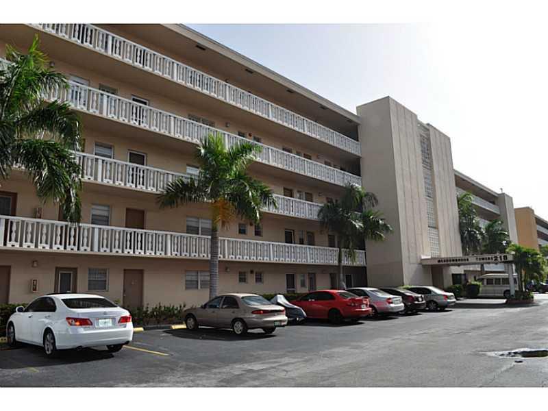 A RARE FIND! COMPLETELY RENOVATED 1 BED 1 BATH CONDO WITH THE MOST BEAUTIFUL FINISHES; ALL NEW KITCHEN AND BATHROOM CABINETS, GRANITE COUNTER-TOPS, STAINLESS STEEL APPLIANCES AND TILE AND WOOD FLOORS. TOP FLOOR RESIDENCE WITH SCREENED BALCONY AND VIEW TO THE POOL. BUILDING CONVENIENTLY LOCATED JUST BLOCKS AWAY FROM THE GULFSTREAM PARK RACING & CASINO, THE BEACH, RESTAURANTS AND SHOPPING CENTERS.