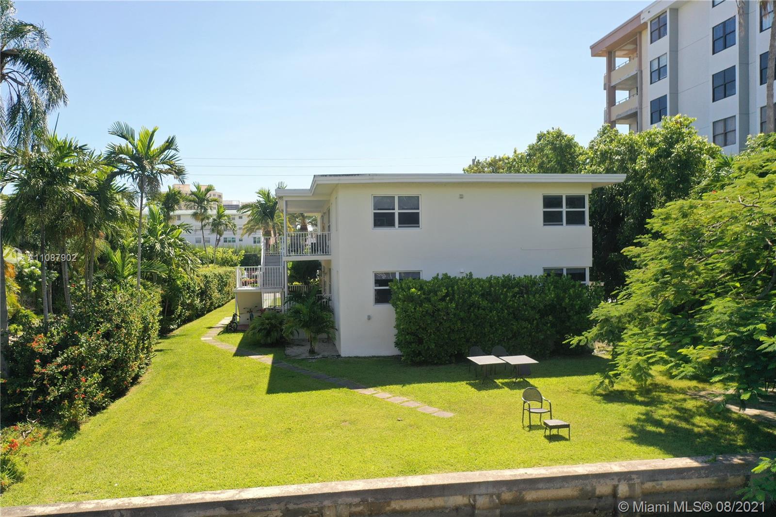 BAY HARBOR ISLAND - Residential Income