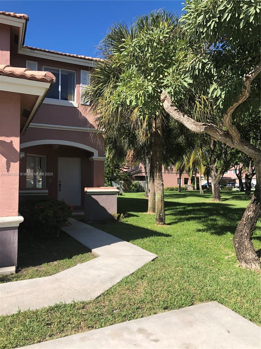 Rental Property at 6910 Sw 164th Ct, Miami, Broward County, Florida - Bedrooms: 3 
Bathrooms: 2  - $2,950 MO.