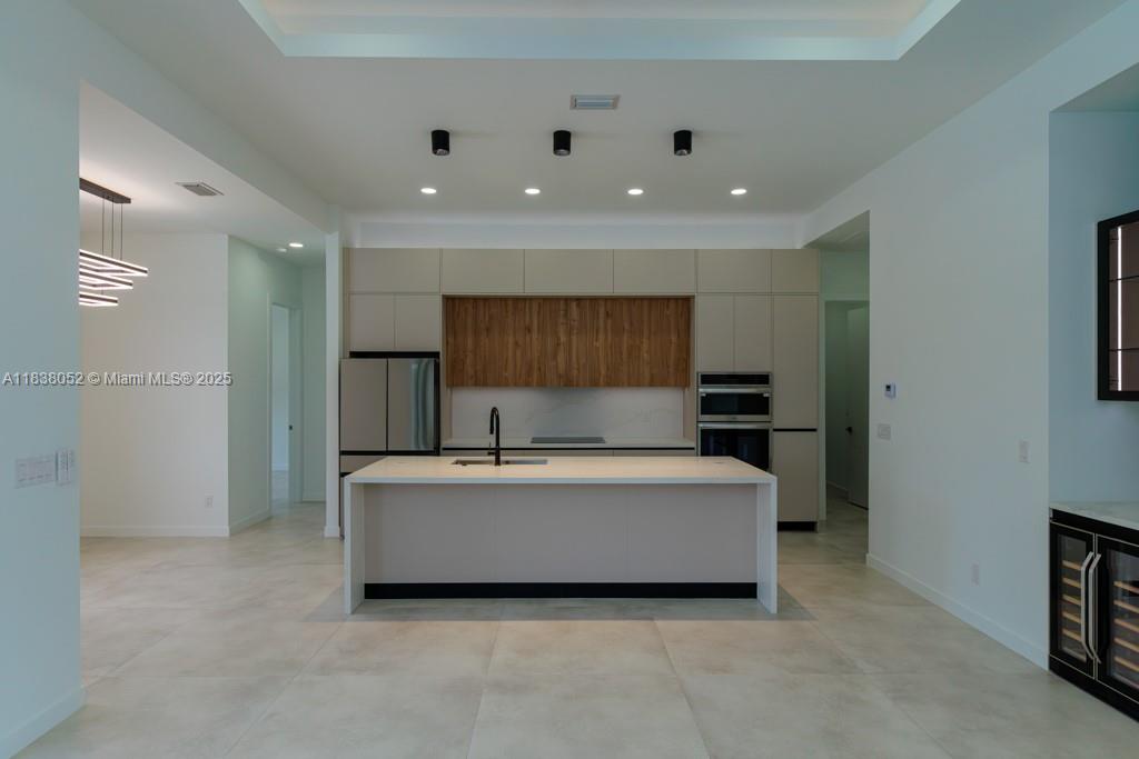 1101 NW 16 Pl, Other, FL, 33993/$542,000 4 1101 NW 16 Pl