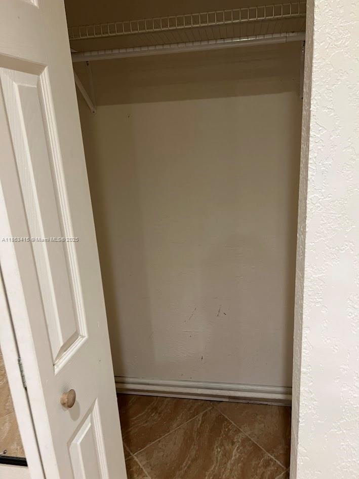 SUNSHINE MANOR - Residential Lease