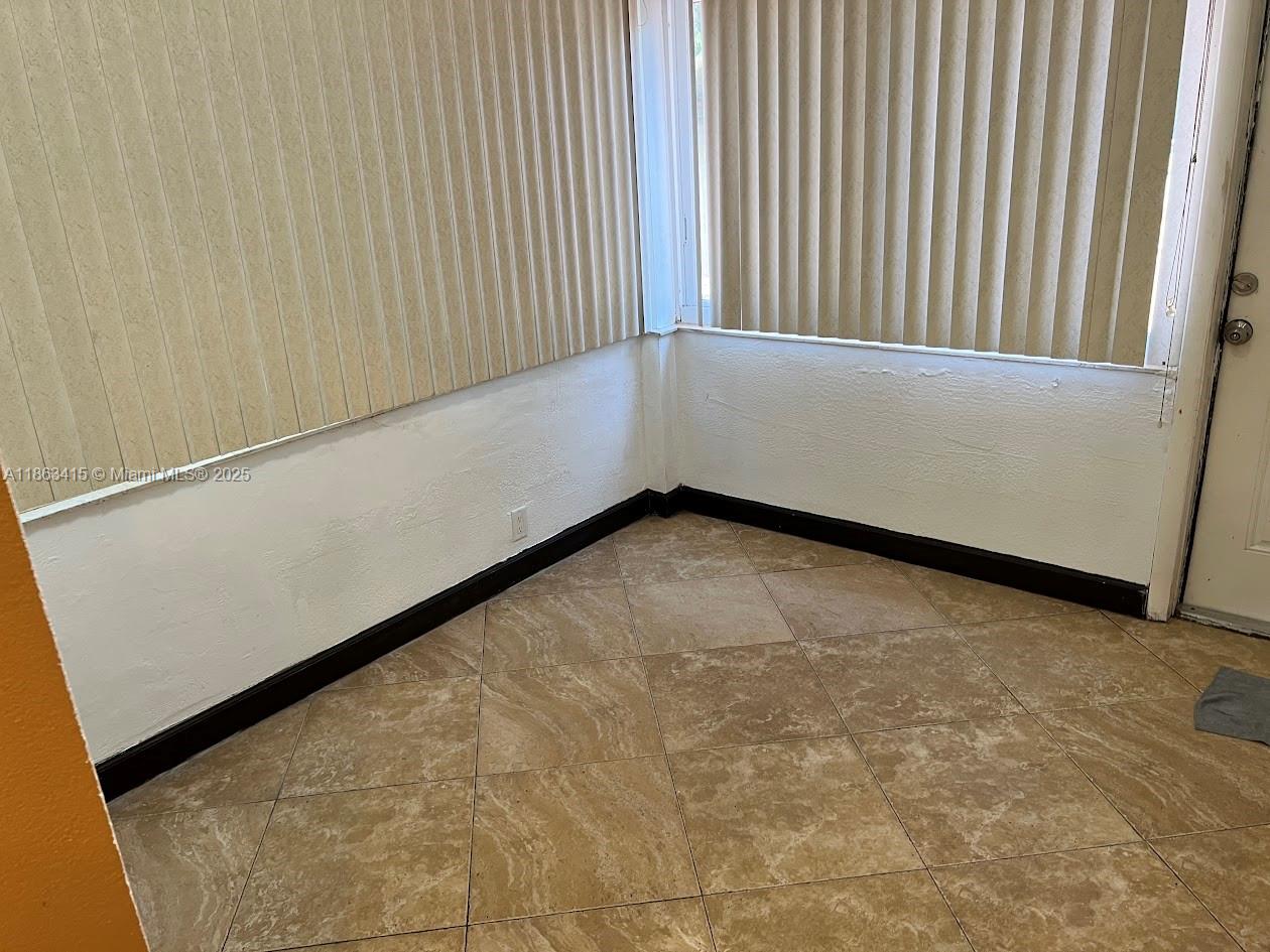 SUNSHINE MANOR - Residential Lease