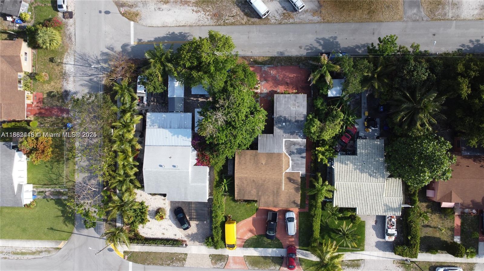 SUNSHINE MANOR - Residential Lease