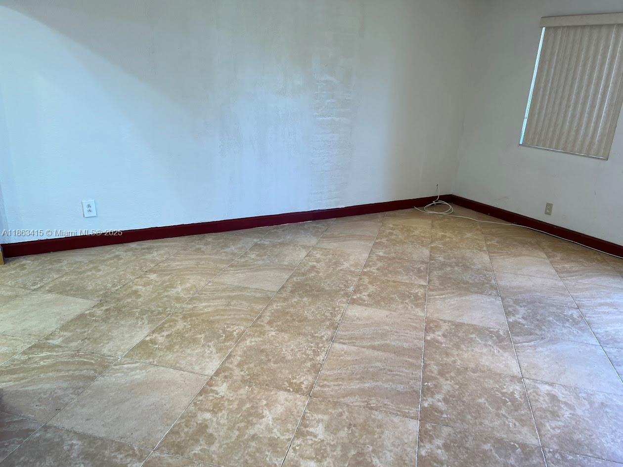 SUNSHINE MANOR - Residential Lease