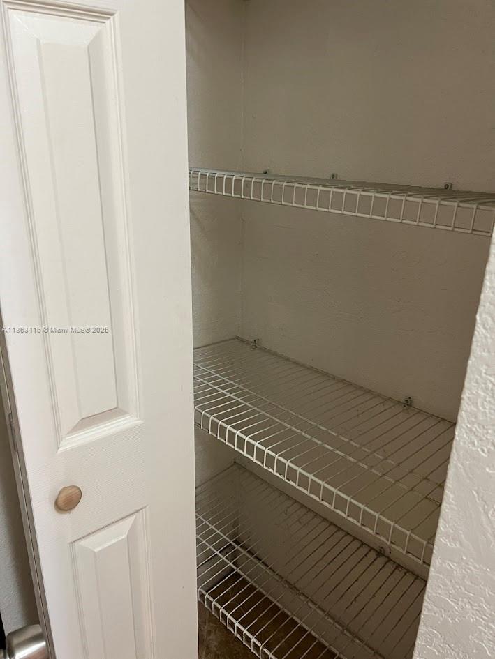 SUNSHINE MANOR - Residential Lease