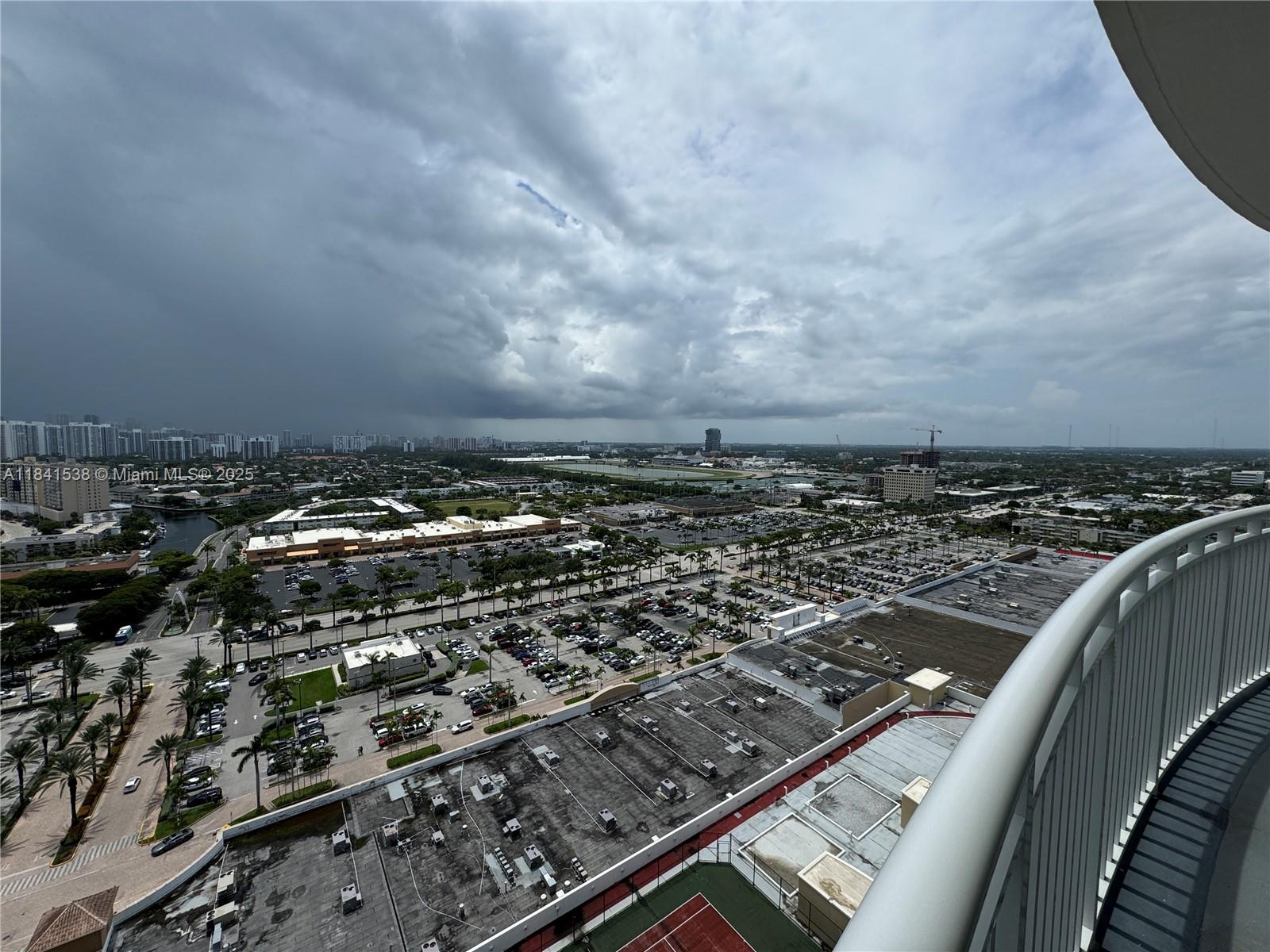 DUO CONDOMINIUM EAST - Residential Lease