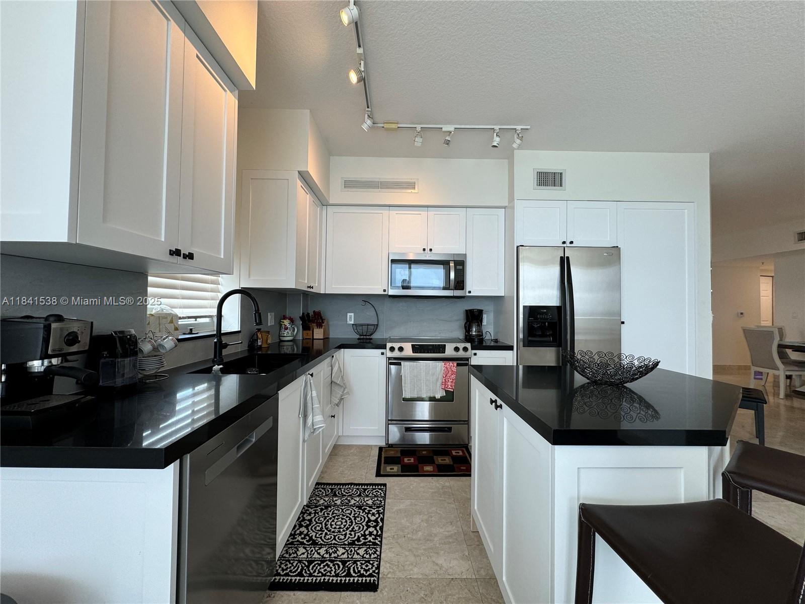 DUO CONDOMINIUM EAST - Residential Lease