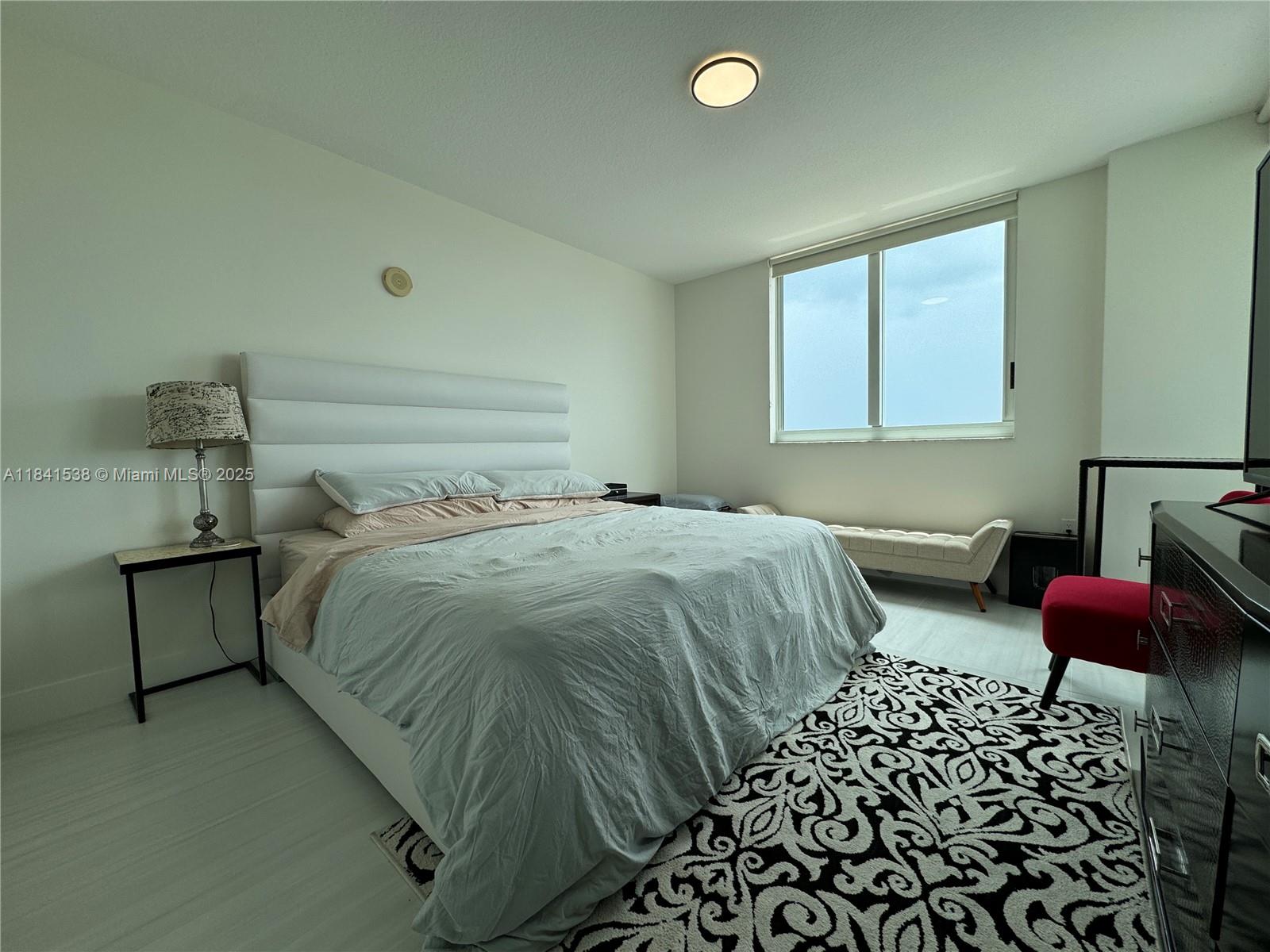 DUO CONDOMINIUM EAST - Residential Lease