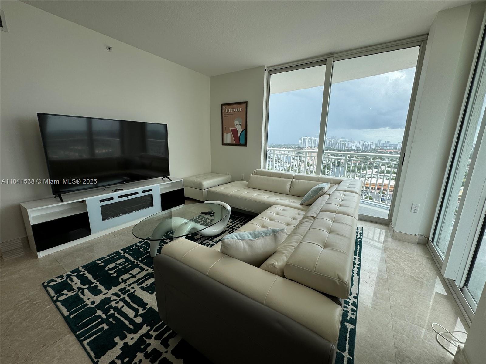 DUO CONDOMINIUM EAST - Residential Lease