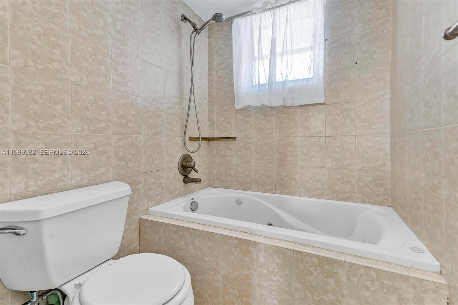 GOLDEN VIEW CONDO - Residential