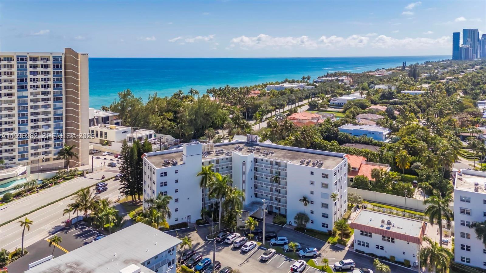 GOLDEN VIEW CONDO - Residential