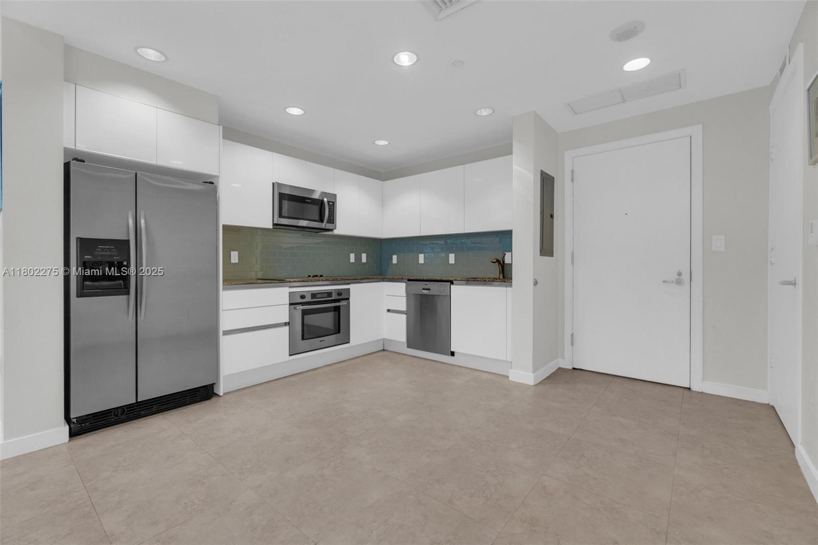 1060 Brickell Ave 615