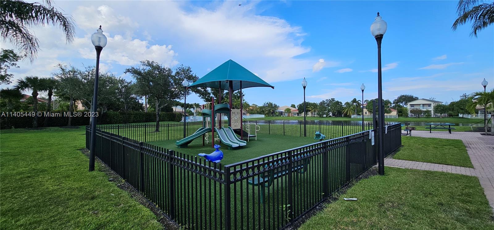 BELLA TERRA PUD 3 - Residential