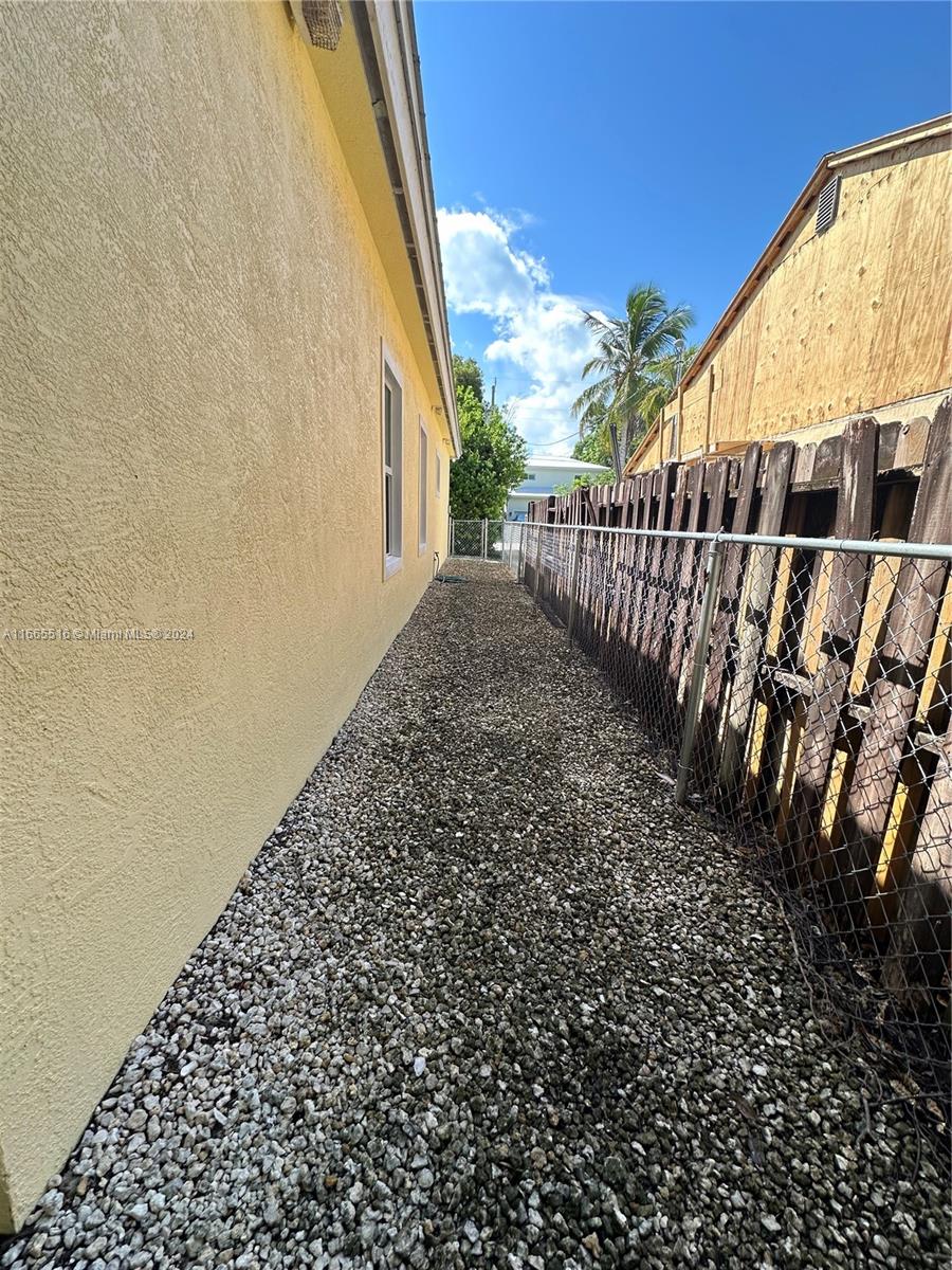 SOUTH CREEK VILLAGE - Residential Lease