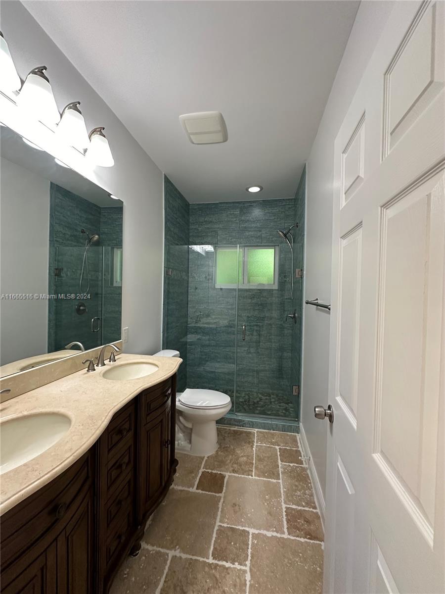 SOUTH CREEK VILLAGE - Residential Lease