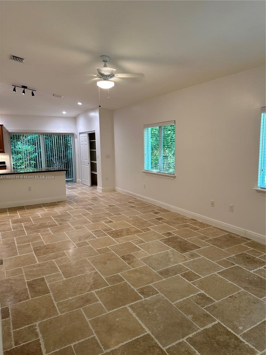 SOUTH CREEK VILLAGE - Residential Lease