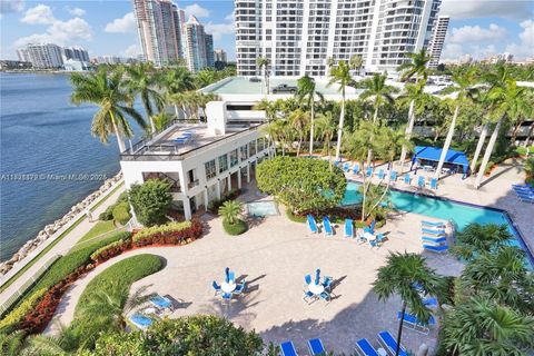 A home in Aventura