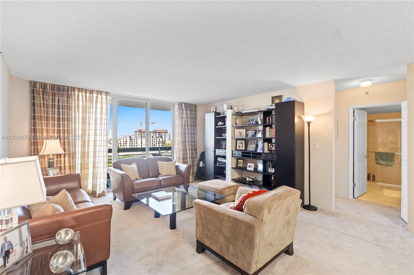 Property for Sale at 3600 Mystic Pointe Dr 1111, Aventura, Miami-Dade County, Florida - Bedrooms: 2 
Bathrooms: 2  - $325,000
