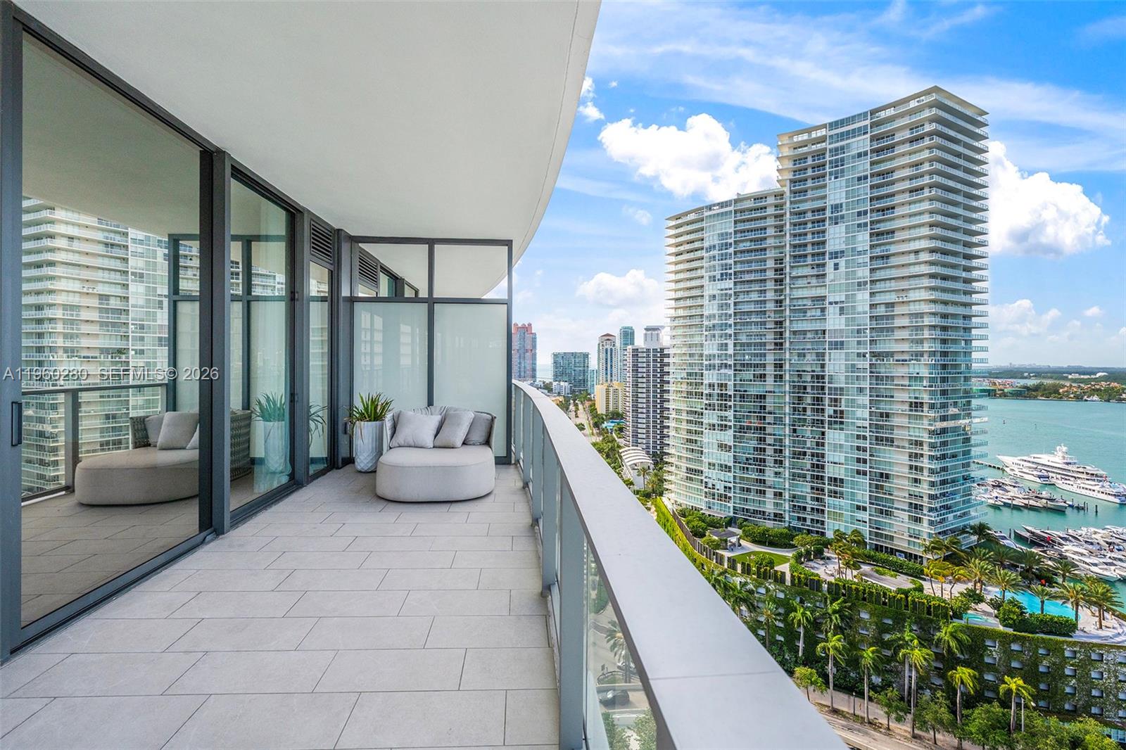 FIVE PARK - Residential