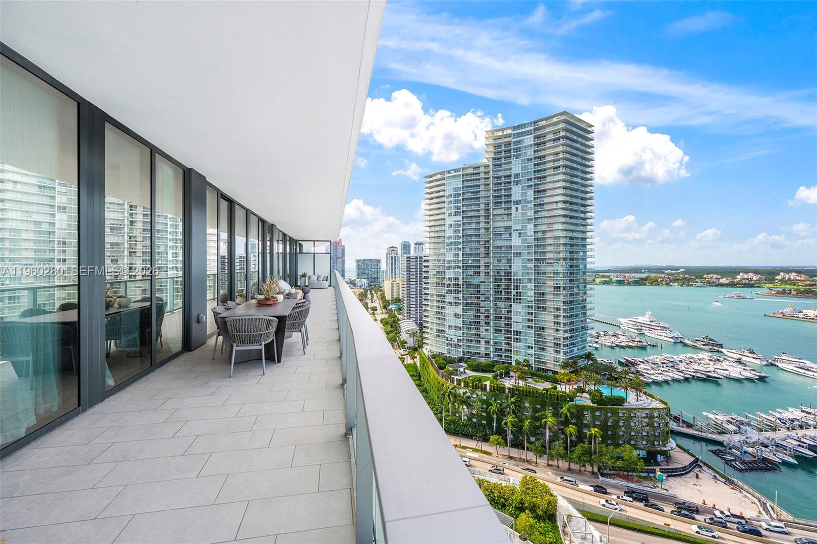 FIVE PARK - Residential