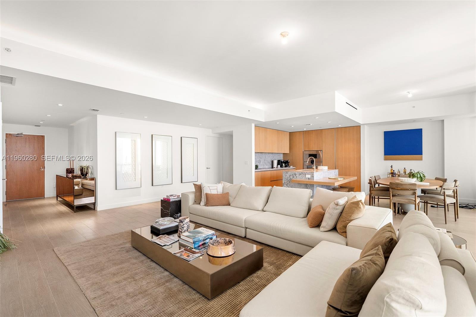 FIVE PARK - Residential