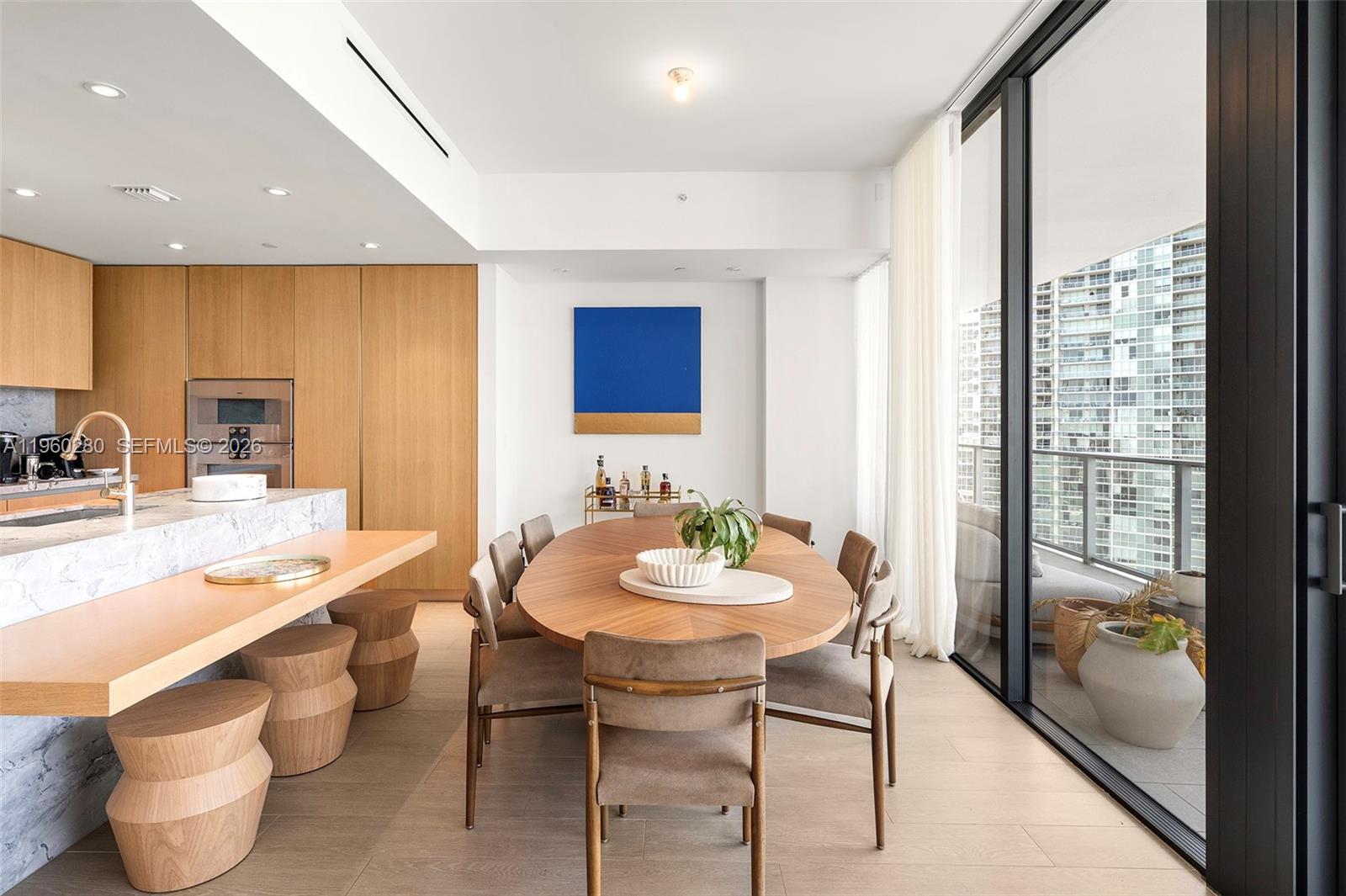 FIVE PARK - Residential