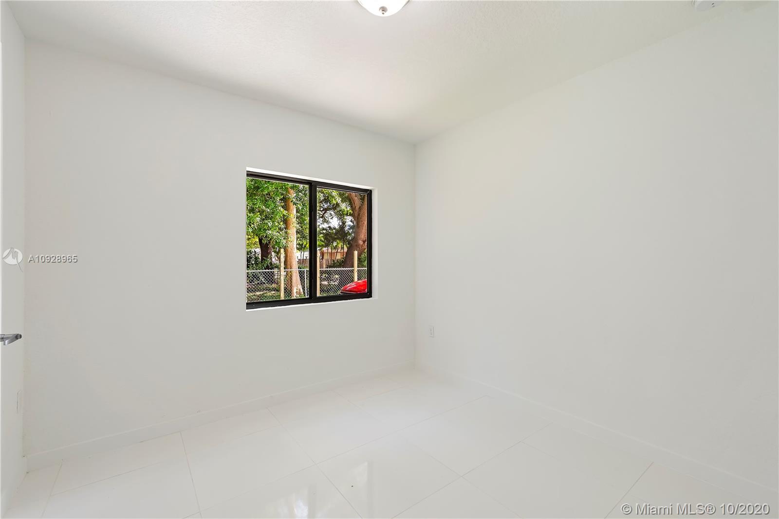 GLADEVIEW - Residential Income