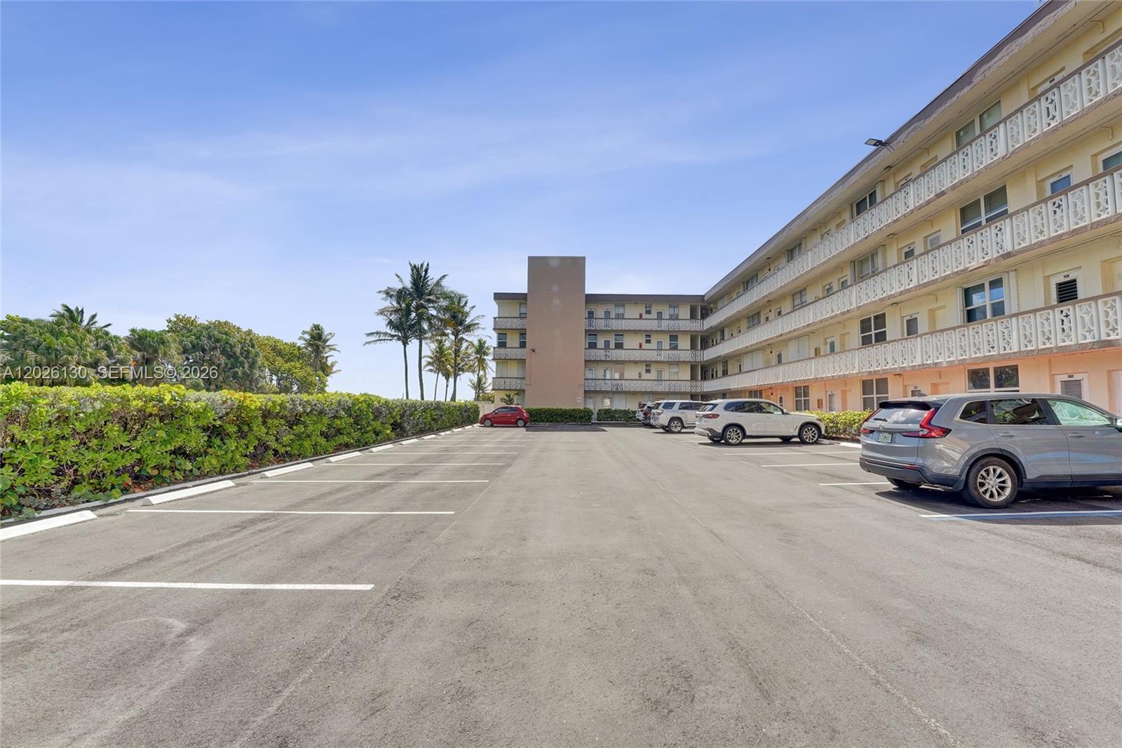 TAROMINA APTS CO-OP - Residential
