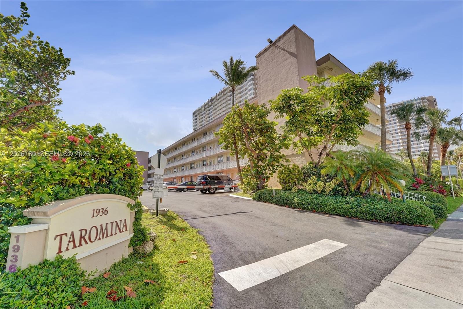 TAROMINA APTS CO-OP - Residential