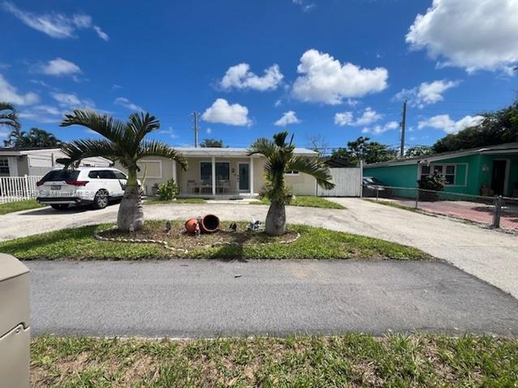 Photo of 198 E Browning Dr, West Palm Beach, FL 33406 (MLS # A11891950)