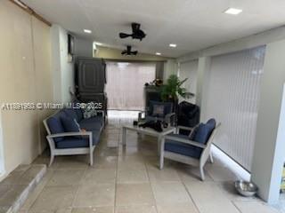 GUN CLUB EST - Residential