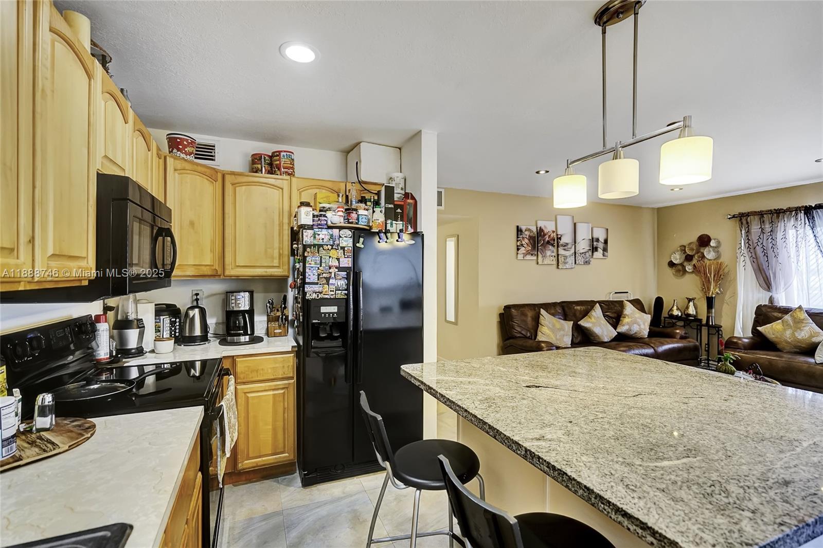 NEWPORT CONDO - Residential Lease
