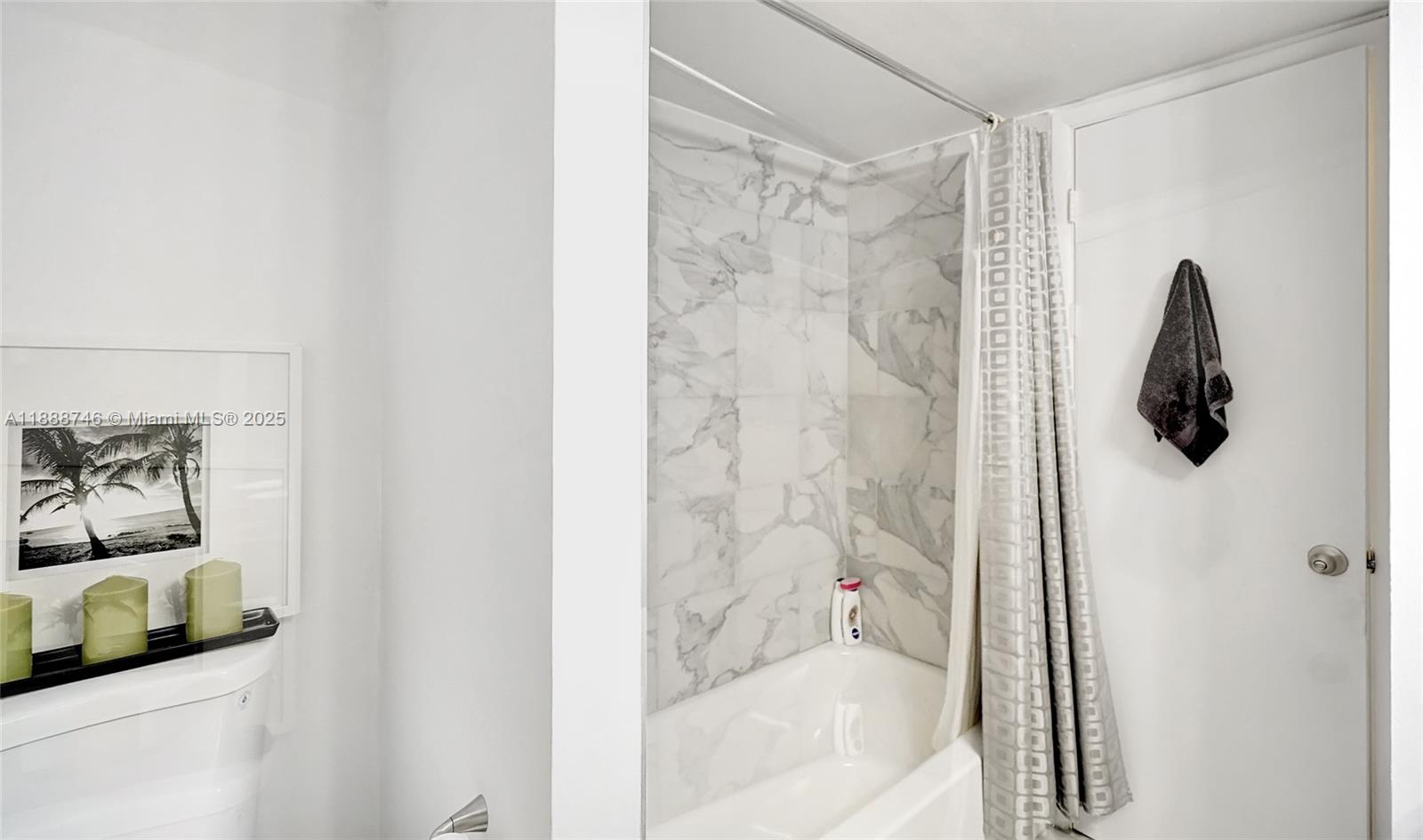 NEWPORT CONDO - Residential Lease
