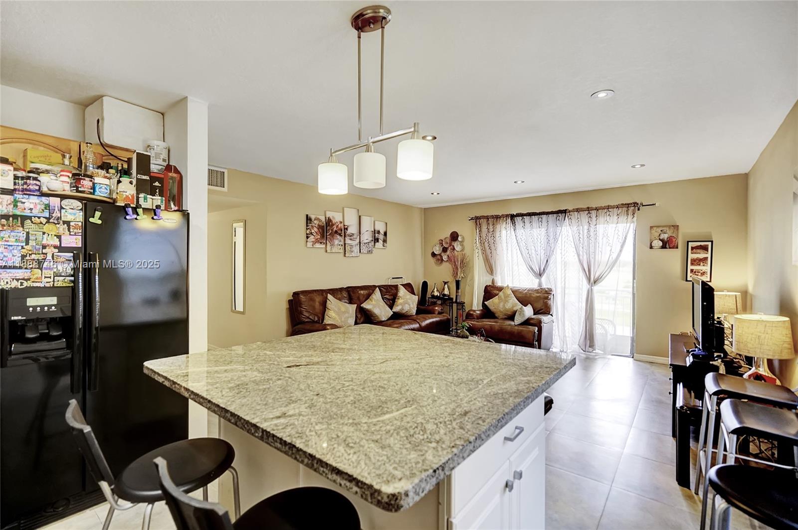 NEWPORT CONDO - Residential Lease