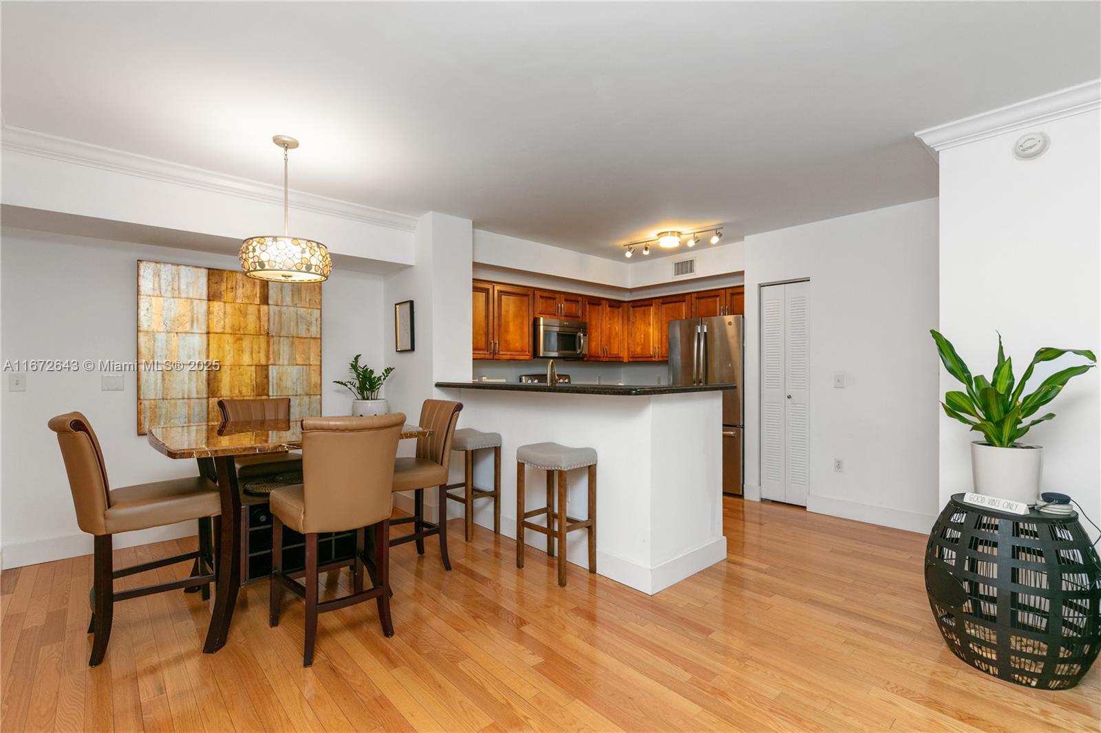 Property for Sale at 1900 Van Buren St 317B, Hollywood, Broward County, Florida - Bedrooms: 2 
Bathrooms: 2  - $355,000
