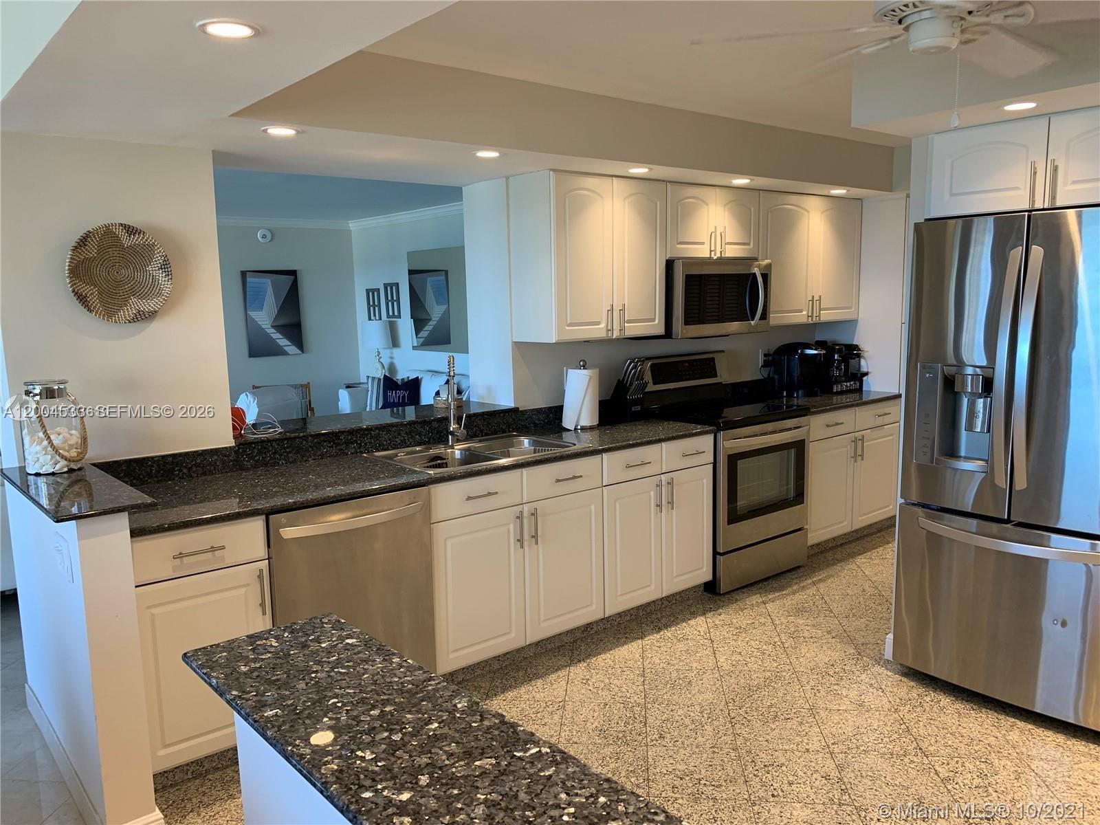 SEA RANCH CLUB CONDO - Residential Lease