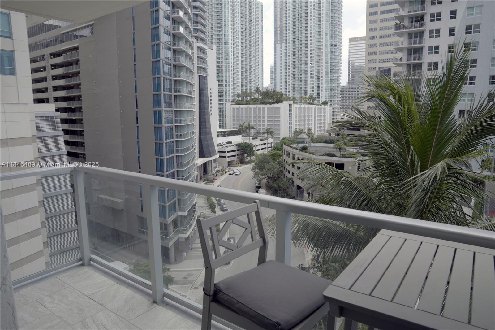 THE MARK ON BRICKELL COND - Residential